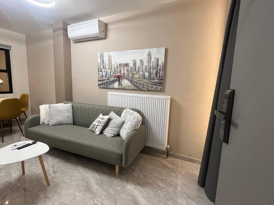 Apartment Odyssey 1